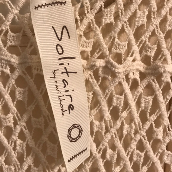 Small off white crochet dress - Picture 2 of 3